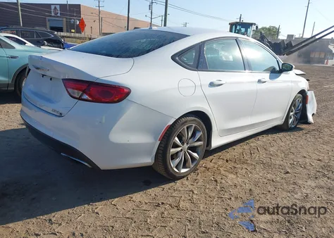 2016 Chrysler 200 S z USA, uszkodzony, nr VIN 1C3CCCBB5GN192067